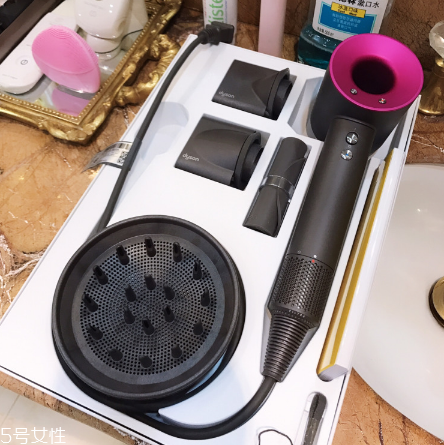 t3吹風機2i和博朗負離子卷發棒使用測評