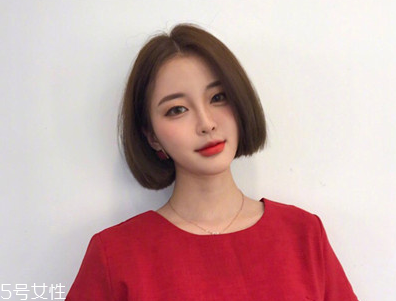 圓臉妹子適合什么發型？短發更能突顯氣質