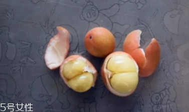 木奶果好吃嗎？木奶果密密麻麻好吃到爆