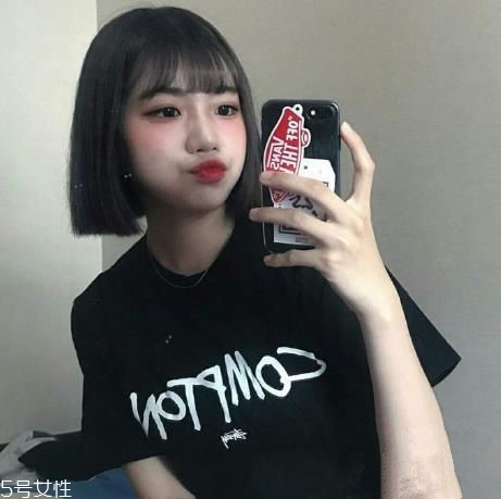 短發有劉海好看還是沒有劉海好 能修飾臉型更顯小臉