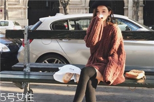毛衣是羊絨好還是羊毛好？羊絨羊毛材質大對比