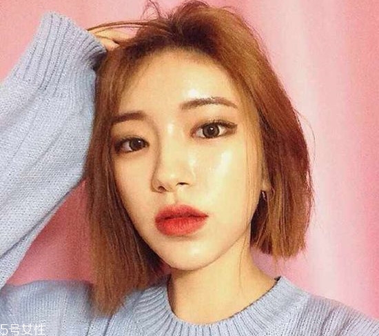 小波浪卷發怎么打理？焦糖色頭發超百搭