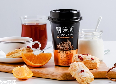 杯裝蘭芳園絲襪奶茶好喝嗎？來自奶茶控的評測
