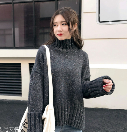 毛衣領(lǐng)口松了怎么辦？跟著小編這樣做