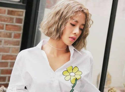 矮個子女生什么發(fā)型顯高？換個發(fā)型瞬間百變