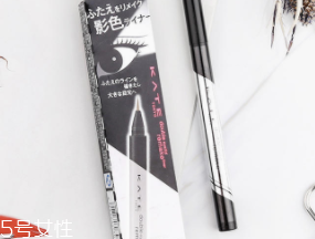 內雙怎么畫眼影？使用啞光OR微珠光眼影