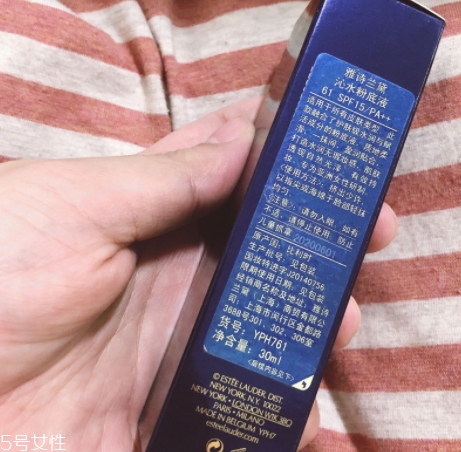 雅詩(shī)蘭黛粉底液和bb霜哪個(gè)好？