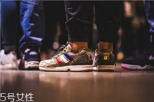 運動鞋230是多少碼？運動鞋選對尺碼很重要