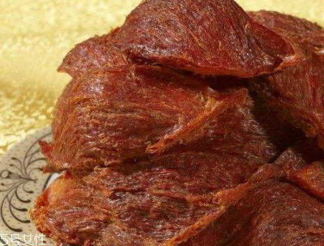 血燕窩和白燕窩區別 是高價值還是商家噱頭？