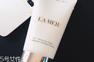海藍之謎透潔面泡沫怎么用？璀璨凈透潔面泡沫