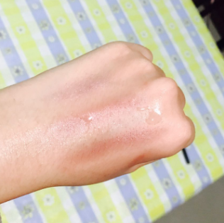 KATE眼影飛粉嗎？持久不飛粉