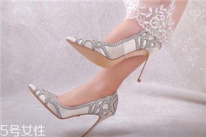 badgley mischka鞋子在哪買？美到挪不開(kāi)眼的藝術(shù)品