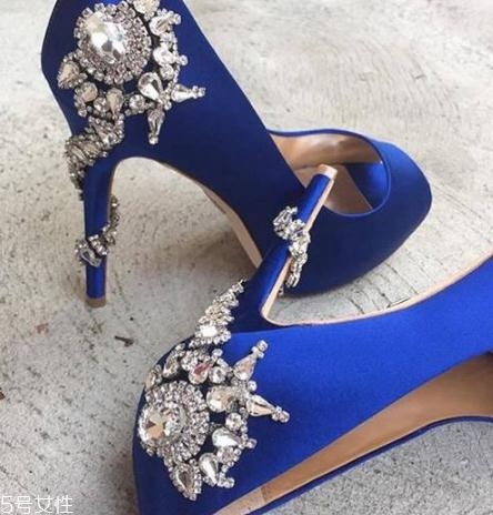 badgley mischka鞋子在哪買？美到挪不開(kāi)眼的藝術(shù)品