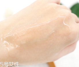 悅詩風(fēng)吟小綠瓶用在哪個(gè)步驟？用在水乳前