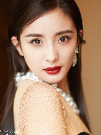 dior迪奧和雅詩蘭黛口紅哪個好？