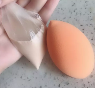 美妝蛋能用洗面奶洗嗎？洗面奶洗不掉彩妝