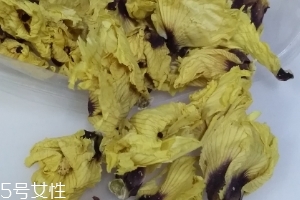 秋葵花怎樣曬干？自然風干最佳