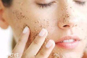 痘痘肌可以去角質嗎？不嚴重時可以去角質