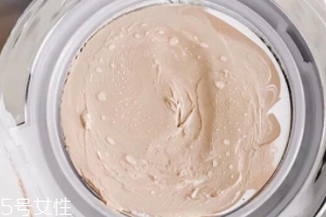 age20s氣墊適合油皮嗎？超多水珠油皮親媽