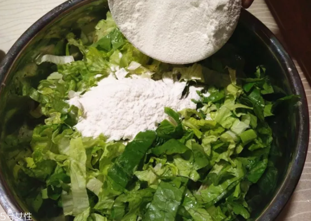 萵筍葉能蒸包子吃嗎？沒焯水會發苦