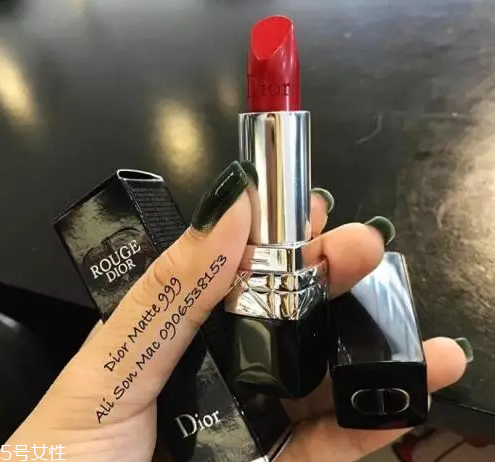 口紅融化了可以放冰箱嗎？冰凍3小時即可恢復