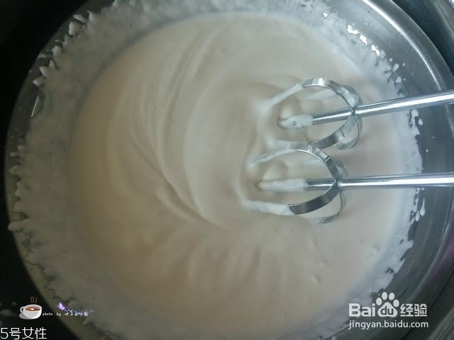 淡奶油怎么打發 打發淡奶油的技巧