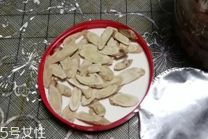 黃芪是大的好還是小的好？好壞跟大小無關