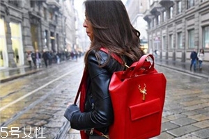 savas包包多少錢(qián)？設(shè)計(jì)感爆棚的包袋