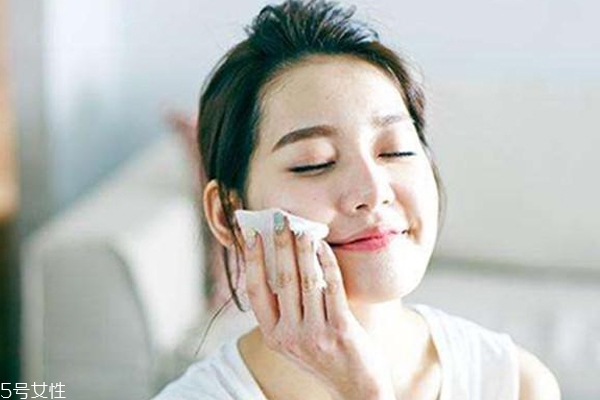 皮膚狀態很差怎么調理 美容油跑來幫忙