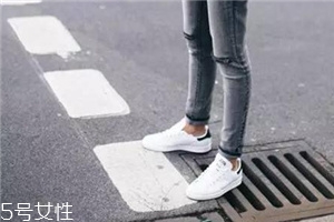 小白鞋開膠了怎么辦？一招拯救開膠小白鞋
