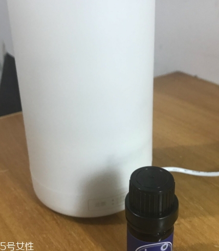 玫瑰精油可以去斑嗎？玫瑰精油怎么祛斑