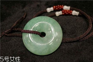 翡翠可以用牙膏清洗嗎？翡翠用牙膏洗好嗎