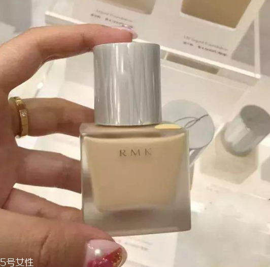 rmk水凝粉底霜色號試色 rmk最新款4款粉底的區別