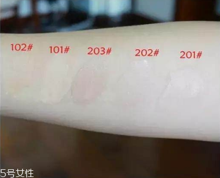 rmk水凝粉底霜色號試色 rmk最新款4款粉底的區別