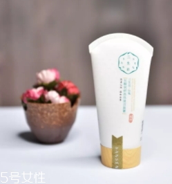 百雀羚三生花玫瑰系列怎么樣？三生花玫瑰花釀潤妍系列評測