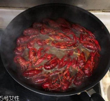 麻辣小龍蝦是發物嗎？麻辣小龍蝦的性質