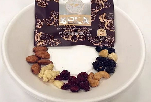 每日?qǐng)?jiān)果哪個(gè)牌子好？每日?qǐng)?jiān)果品牌對(duì)比