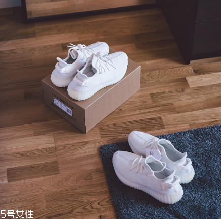 椰子350純白什么時候補(bǔ)貨？yeezy 350純白補(bǔ)貨量有多少？