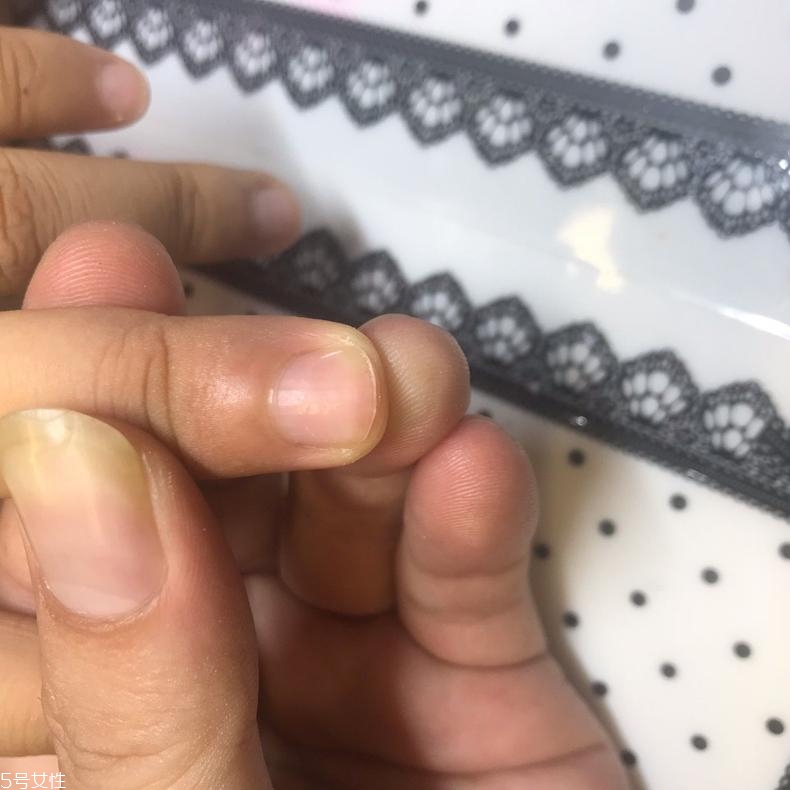 短指甲怎么上色？短指甲上色詳細步驟