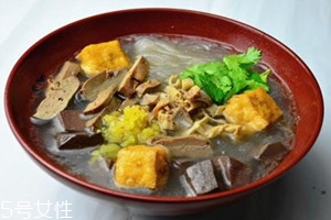 鴨血粉絲湯是哪里的特產 鴨血粉絲湯的特點