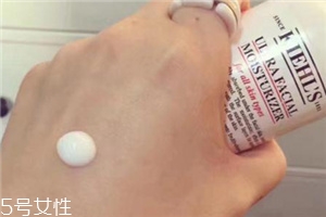 乳液可以當(dāng)晚霜用嗎？乳液當(dāng)晚霜用好嗎？
