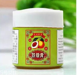 豆蔻膏過(guò)期還能涂抹嗎？過(guò)期的豆蔻膏還能用嗎？