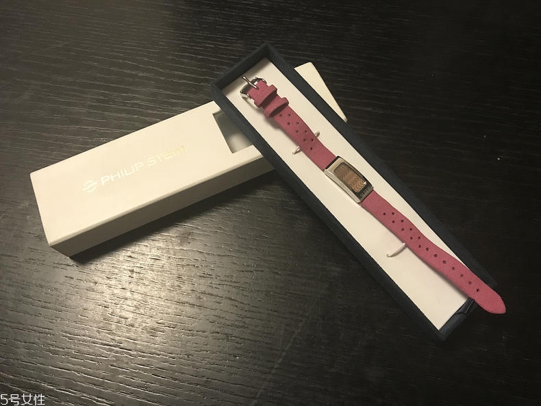翡麗詩丹睡眠手環效果 翡麗詩丹睡眠手環評測