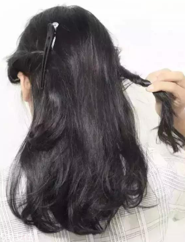 長發低馬尾怎么扎有氣質 不會散的溫柔婉約低馬尾教程