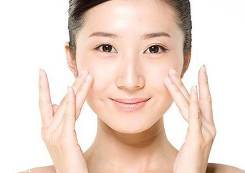 敏感肌平價(jià)護(hù)膚品 適合敏感肌性?xún)r(jià)比高的護(hù)膚品推薦