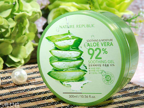 油皮能用蘆薈膠嗎？油性皮膚能用蘆薈膠嗎？