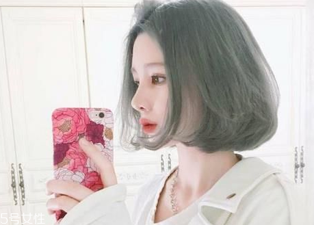 悶青色發色怎么自己染 悶青色掉色快嗎