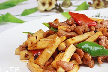 鹿肉和牛肉哪個好？鹿肉和牛肉哪個好吃些？