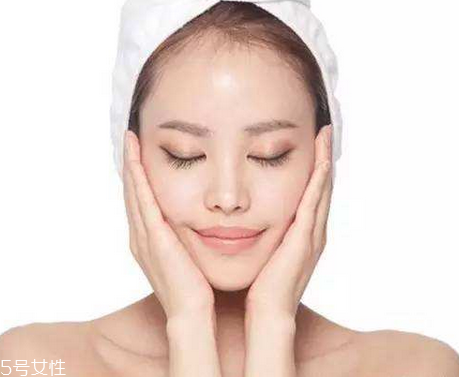 化妝水會變質(zhì)嗎？化妝水進水了會變質(zhì)嗎？