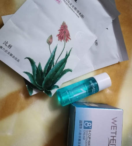 溫碧泉和百雀羚哪個好？